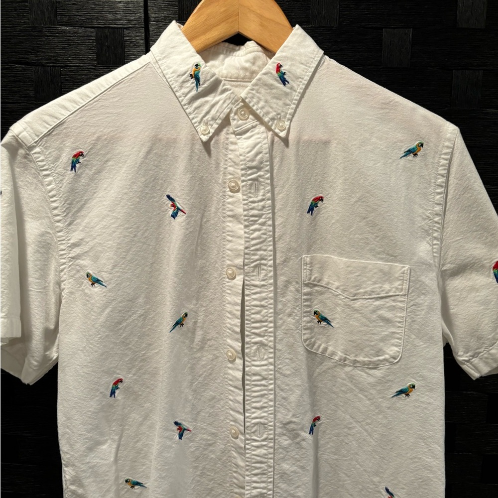 J. Crew White Casual Button Down Shirt with Subtle Parrots